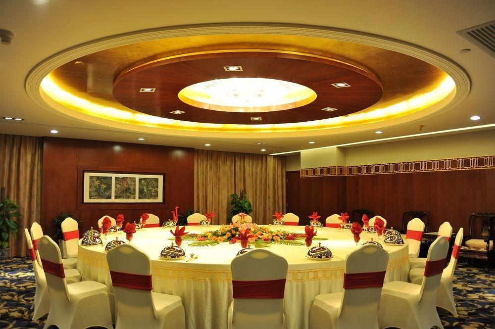 จินเจียง ไพน์ซิตี้ โฮเทล Hotel เซี่ยงไฮ้ ภายนอก รูปภาพ