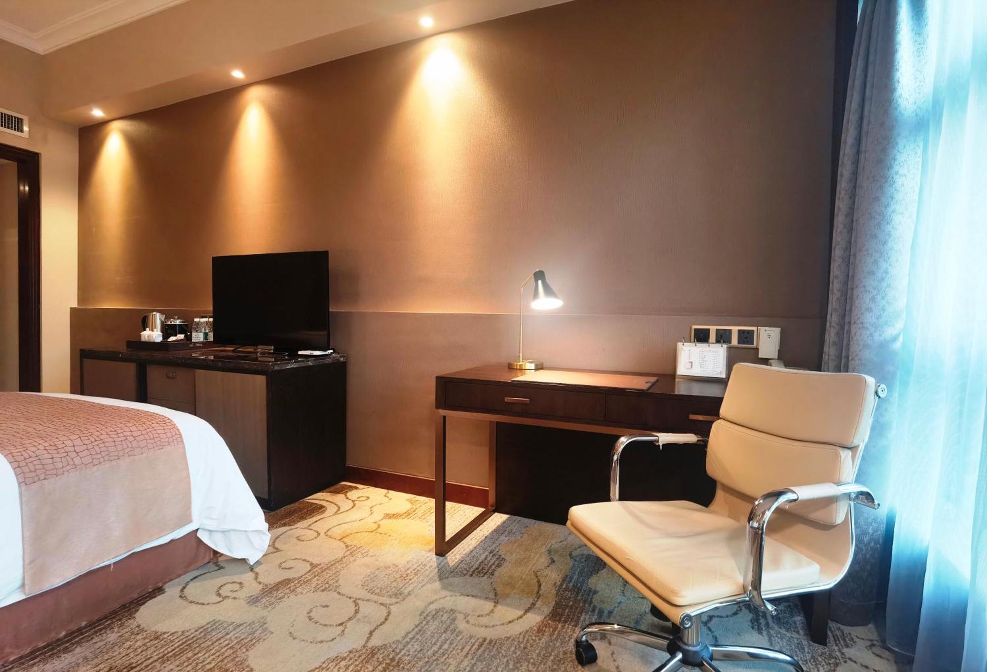 จินเจียง ไพน์ซิตี้ โฮเทล Hotel เซี่ยงไฮ้ ภายนอก รูปภาพ