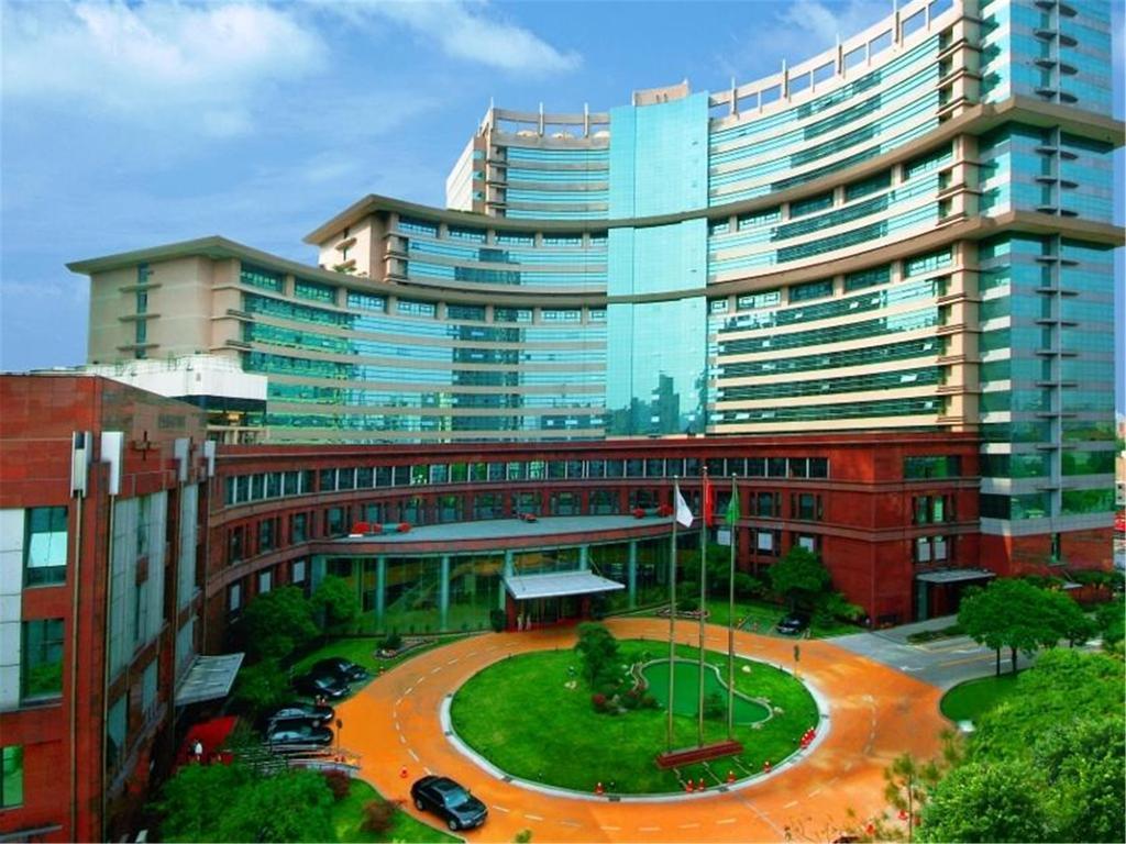 จินเจียง ไพน์ซิตี้ โฮเทล Hotel เซี่ยงไฮ้ ภายนอก รูปภาพ