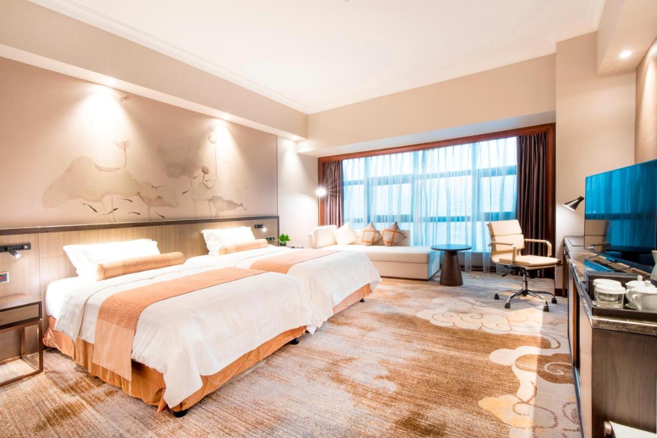 จินเจียง ไพน์ซิตี้ โฮเทล Hotel เซี่ยงไฮ้ ภายนอก รูปภาพ